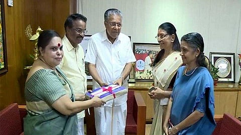 ഹേമ കമ്മിറ്റി റിപ്പോര്ട്ട്: ഒഴിവാക്കിയ ഭാഗങ്ങള് ഉടന് പുറത്തുവിടില്ല