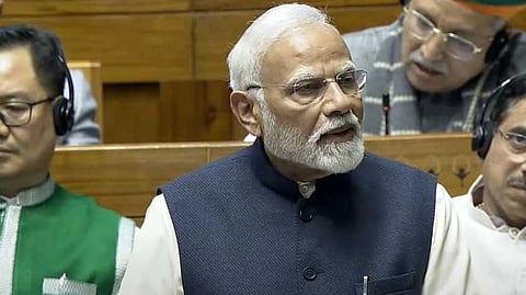 "ഭരണഘടനയെ ആരാധിക്കാൻ ഞങ്ങള് ശ്രമിച്ചു,
കോൺഗ്രസുകാർ ഇല്ലാതാക്കാനും": നരേന്ദ്രമോദി