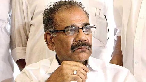 തർക്കം മുറുകുന്നു: മുഖ്യമന്ത്രിയുടെ പിന്തുണ ഉറപ്പിച്ച് എ.കെ ശശീന്ദ്രന്; മന്ത്രിസ്ഥാനം രാജിവെക്കില്ലെന്ന് NCP നേതൃത്വത്തെ അറിയിച്ചു