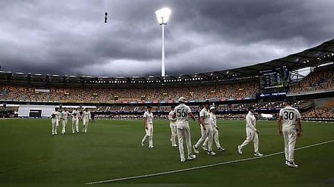 ഗാബയില് മഴയുടെ കളി; ഇന്ത്യ-ഓസ്ട്രേലിയ മൂന്നാം ടെസ്റ്റ് സമനിലയില് പിരിഞ്ഞു, അടുത്ത രണ്ട് മത്സരങ്ങള് ഇന്ത്യക്ക് നിര്ണായകം