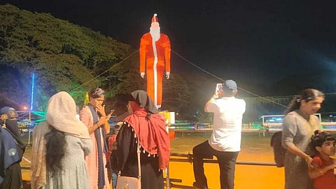 "കൊച്ചിയിൽ ഒരു പപ്പാഞ്ഞി മതി"; വെളി ഗ്രൗണ്ടിലെ പപ്പാഞ്ഞി നീക്കണമെന്ന് പൊലീസ്, വിവാദം എന്തിനെചൊല്ലി?