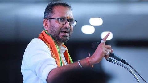 കട്ടപ്പനയിലെ നിക്ഷേപകൻ്റെ മരണം: നവീൻ ബാബുവിൻ്റേത് പോലെ തേച്ച് മായ്ച്ചു കളയാൻ ശ്രമം നടക്കുന്നുവെന്ന് കെ. സുരേന്ദ്രൻ