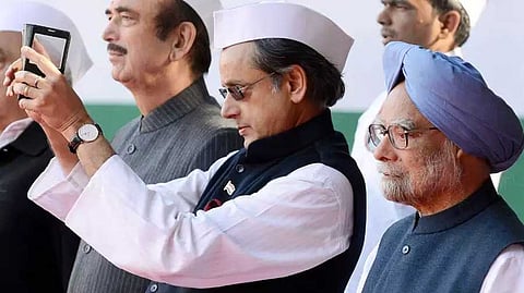 ചരിത്രം താങ്കളോടല്ല ദയ കാണിച്ചിരിക്കുന്നത്, താങ്കൾ ചരിത്രത്തോടാണ്; മന്മോഹന് സിങ്ങിനെ അനുസ്മരിച്ച് ശശി തരൂർ