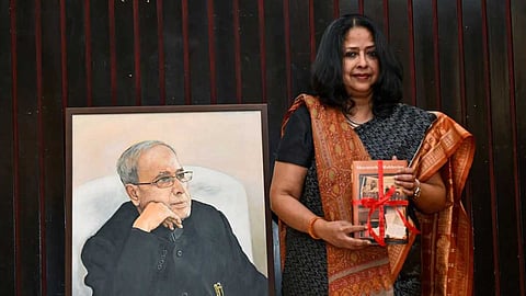 'രാഷ്ട്രപതിമാർക്കായി ഇങ്ങനെയൊന്നും...'; മന്മോഹന് സിങ്ങിന് സ്മാരകത്തിനായി വാദിച്ച കോണ്ഗ്രസിനെ വിമർശിച്ച് പ്രണബ് മുഖർജിയുടെ മകള്