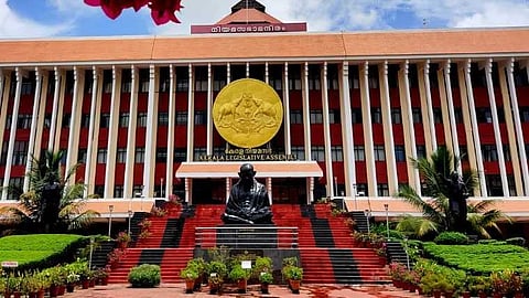 ഗവർണറുടെ നയപ്രഖ്യാപന പ്രസംഗം: കരട് തയ്യാറാക്കുന്നതിന് മന്ത്രിസഭ ഉപസമിതി; 13-ാം നിയമസഭാ സമ്മേളനം ജനുവരി 17 മുതൽ