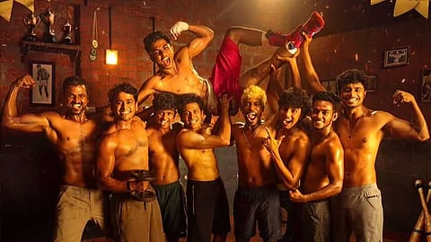 ഖാലിദ് റഹ്മാന്റെ ഇടിക്കൂട്ടം എത്തി; നസ്ലെനും ഗ്യാങ്ങും മസില് കാട്ടുന്ന ആലപ്പുഴ ജിംഖാന ഫസ്റ്റ് ലുക്ക് പോസ്റ്റർ