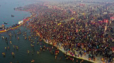 കുംഭമേളയിൽ 24 മണിക്കൂറും വൈദ്യുതി വിതരണം ഉറപ്പാക്കാൻ 400 കോടി രൂപയുടെ സൗകര്യങ്ങളൊരുക്കി സർക്കാർ