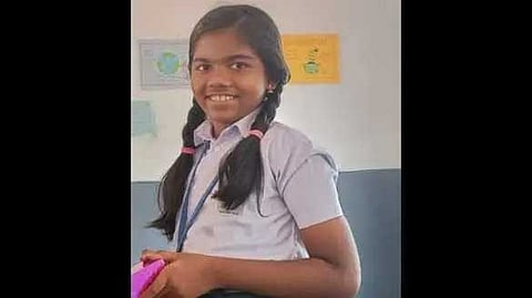 വളക്കൈ സ്കൂൾ ബസ് അപകടം: നേദ്യക്ക് വിട നൽകി നാട്, സംസ്കാരചടങ്ങുകൾ പൂർത്തിയായി