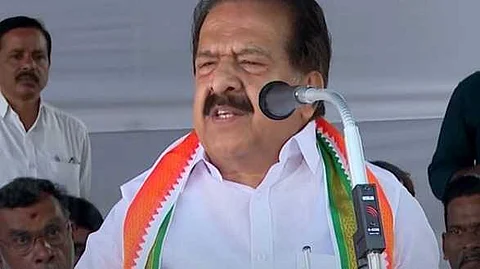 ആദ്യമായല്ല ഇവിടെ വരുന്നത്, പല ഘട്ടങ്ങളിലും വന്നിട്ടുണ്ട്;
സമസ്ത വേദിയിൽ രമേശ് ചെന്നിത്തല