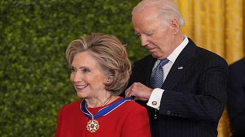 ലയണൽ മെസ്സി,ഹിലാരി ക്ലിൻ്റൺ, മൈക്കൽ ജെ. ഫോക്സ്; യുഎസിൻ്റെ പരമോന്നത സിവിലിയൻ ബഹുമതി ഏറ്റുവാങ്ങി പ്രമുഖർ