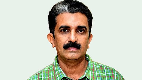 നവീൻ ബാബുവിൻ്റെ മരണം അന്വേഷിക്കാൻ സിബിഐ വരില്ല; കുടുംബത്തിൻ്റെ ഹർജി തള്ളി ഹൈക്കോടതി; അപ്പീൽ നൽകുമെന്ന് ഭാര്യ