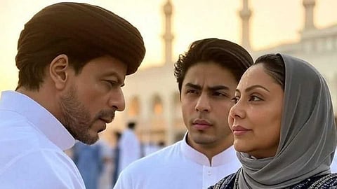 മക്ക സന്ദർശിച്ച് ഷാരൂഖ് ഖാനും കുടുംബവും? വൈറലായി ചിത്രം