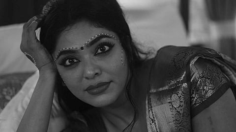 പ്രിയപ്പെട്ട സ്ത്രീകളെ നിങ്ങള്ക്ക് രസവും സുഖവും തോന്നുന്ന ഉടുപ്പിടുക : റിമ കല്ലിങ്കല്