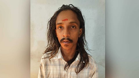 മോഷണത്തിനിടെ ബൈക്ക് മറന്നുവെച്ചു; ബൈക്ക് മോഷണം പോയെന്ന് പരാതി നൽകാനെത്തിയപ്പോൾ പൊലീസ് പൊക്കി