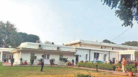 24 അക്ബർ റോഡ് ഓഫീസിൽ നിന്ന് പടിയിറങ്ങുന്ന കോണ്ഗ്രസ്; പുതിയ കെട്ടിടത്തിന്റെ ഉദ്ഘാടനം നാളെ