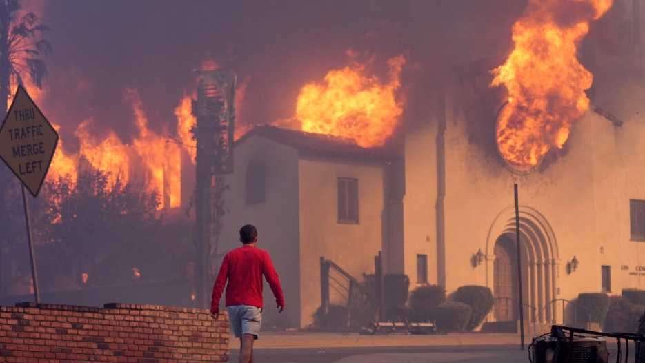 ലോസ് ആഞ്ചലസ് കാട്ടുതീ: ദുരന്തത്തിൽ നിസഹയാരായി സെലിബ്രിറ്റികൾ; ഹോളിവുഡ് താരങ്ങളുടെ ബംഗ്ലാവുകൾ കത്തിനശിച്ചു