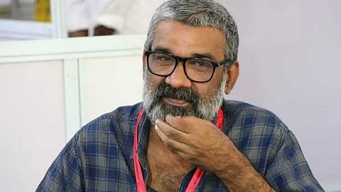 ആരോപിക്കുന്ന കുറ്റകൃത്യങ്ങൾ തനിക്കെതിരെ നിലനിൽക്കില്ല: ലൈംഗികാതിക്രമ കേസുകൾ റദ്ദാക്കണം; രഞ്ജിത് ഹൈക്കോടതിയിൽ