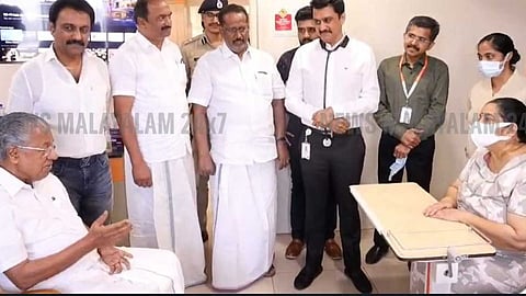 ഉമ തോമസ് എംഎൽഎ ആരോഗ്യം വീണ്ടെടുക്കുന്നു; വിവരങ്ങൾ ആരാഞ്ഞ് മുഖ്യമന്ത്രിയുടെ സന്ദർശനം