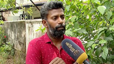 തൃശ്ശൂർ സ്വദേശി സന്തോഷ് ഷണ്മുഖം