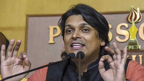 'ആണുങ്ങളെ കുടുക്കാൻ ഈ നാട്ടിൽ എളുപ്പമായി'; പുരുഷ കമ്മീഷൻ വേണമെന്ന ആവശ്യവുമായി രാഹുൽ ഈശ്വർ