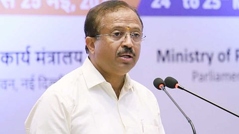 ബ്രൂവറി കമ്പനി കേരളത്തിൽ വരുന്നതിന് പിന്നിൽ പിണറായി-കെജ്രിവാൾ ബന്ധമാണോ എന്ന് വ്യക്തമാക്കണം: വി. മുരളീധരൻ