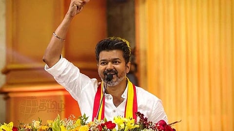 "നാടകം ജനങ്ങളോട് വേണ്ട"; പരന്തൂരിൽ വിമാനത്താവളത്തിനെതിരായ ജനകീയ സമരത്തിന് ഐക്യദാർഢ്യം പ്രഖ്യാപിച്ച് വിജയ്