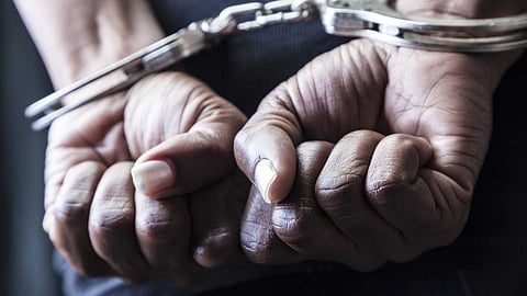 കിളിമാനൂരിലെ മധ്യവയസ്കൻ്റേത് കൊലപാതകം; മർദിച്ച് കൊന്നത് മകൻ