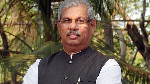 യുജിസിയുടെ പുതിയ മാര്ഗ നിര്ദേശം കരട് രൂപമാണ്; പ്രമേയം പാസാക്കാന് കേരളത്തിന് സ്വാതന്ത്ര്യമുണ്ട്: ഗവര്ണര്