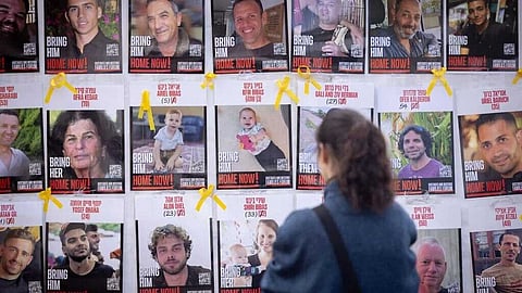 ഗാസ വെടിനിർത്തൽ കരാർ; ശനിയാഴ്ച മോചിപ്പിക്കുന്ന ബന്ദികളുടെ പേരുവിവരങ്ങള് കൈമാറി ഹമാസ്