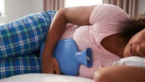 പരീക്ഷയ്ക്കിടെ സാനിറ്ററി പാഡ് ആവശ്യപ്പെട്ടു; വിദ്യാർഥിനിയെ ക്ലാസിൽ നിന്ന് പുറത്താക്കി