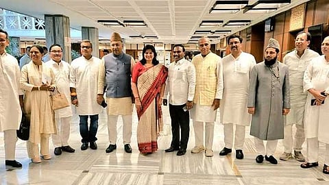 വഖഫ് നിയമ ഭേദഗതി ബിൽ റിപ്പോർട്ട് ജെപിസി അംഗീകരിച്ചു; എതിർത്തത് 11 പേർ, റിപ്പോര്ട്ട് സ്പീക്കര്ക്ക് കൈമാറും