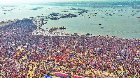 മഹാകുംഭ മേളയിലെ അപകടം: മരിച്ചവരുടെ എണ്ണം 30 ആയി, 25 പേരെ തിരിച്ചറിഞ്ഞെന്ന് ഡിഐജി