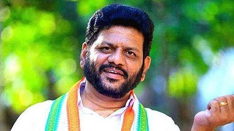 രാജേഷ് കമ്പനിയുടെ സൈലന്റ് പാർട്നർ, അനുമതി നൽകിയത് മദ്യനയം തിരുത്തി; സിബിഐ അന്വേഷിക്കണം: വി.കെ. ശ്രീകണ്ഠൻ എംപി