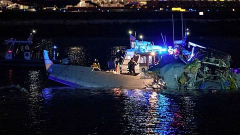 വാഷിങ്ടണില് ഹെലികോപ്റ്ററും വിമാനവും കൂട്ടിയിടിച്ച് അപകടം: 28 മൃതദേഹങ്ങള് കണ്ടെത്തി