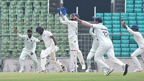 സഞ്ജു ഇല്ലേലെന്താ, കേരളം പൊളിയല്ലേ; ആറ് വർഷത്തിന് ശേഷം രഞ്ജി ട്രോഫിയിൽ ക്വാർട്ടറിൽ