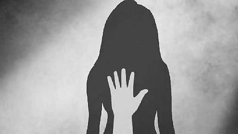 ചോറ്റാനിക്കരയിലെ പോക്സോ അതിജീവിതയുടെ സംസ്കാരം ഇന്ന്; വീട്ടിൽ പൊതുദർശനം