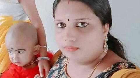 സാമ്പത്തിക തട്ടിപ്പ്: ബാലരാമപുരത്ത് കൊല്ലപ്പെട്ട ദേവേന്ദുവിൻ്റെ അമ്മ ശ്രീതു അറസ്റ്റിൽ