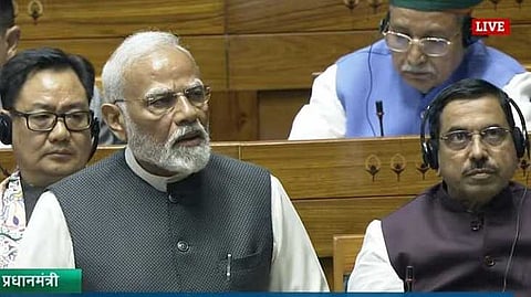 കോൺഗ്രസിനും എഎപിക്കുമെതിരെ ആഞ്ഞടിച്ച് പാർലമെൻ്റിൽ മോദി, സർക്കാർ അദാനിക്കും, അംബാനിക്കും വേണ്ടിയെന്ന് പ്രതിപക്ഷം