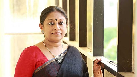 'കഷായ' പരാമർശം: 'കൊലക്കുറ്റത്തെ ന്യായീകരിച്ചെന്നത് വസ്തുതാവിരുദ്ധം'; ഫേസ്ബുക്ക് പോസ്റ്റുമായി കെ.ആർ. മീര