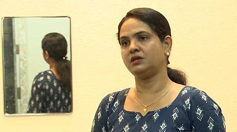 ഷീല സണ്ണിക്കെതിരായ വ്യാജ ലഹരിക്കേസ്: വീട്ടിൽ റെയ്ഡ് നടത്തി അന്വേഷണസംഘം, നാരായണദാസ് ഒളിവില്