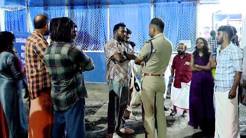 ഇരുപതംഗ സംഘത്തെ പൊലീസ് ആക്രമിച്ചത് ആളുമാറി; എസ്ഐക്ക് ഗുരുതര വീഴ്ചയെന്ന് സ്പെഷ്യൽ ബ്രാഞ്ച് റിപ്പോർട്ട്