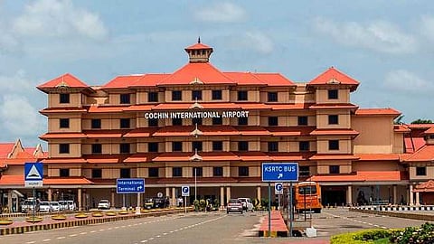 നെടുമ്പാശ്ശേരി വിമാനത്താവളത്തിൽ തൊഴിൽ പീഡനം; ക്യാബിൻ ക്രൂ ജീവനക്കാരി ജീവനൊടുക്കാൻ ശ്രമിച്ചു