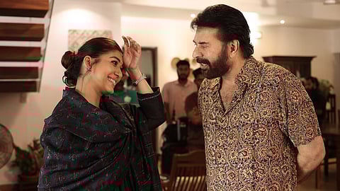 മമ്മൂട്ടി-മോഹന്ലാല് ചിത്രത്തില് നയന്താരയും; സെറ്റില് ജോയിന് ചെയ്ത് താരം