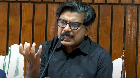 മാത്യു കുഴൽനാടൻ