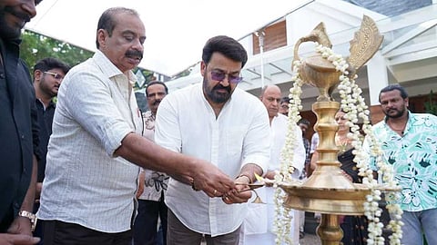 മലയാളത്തിന്റെ എവര്ഗ്രീന് കോംബോ വീണ്ടും ഒന്നിക്കുന്നു; ഹൃദയപൂര്വ്വം ഷൂട്ടിംഗ് ആരംഭിച്ചു