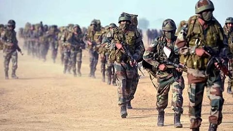 ജമ്മു കശ്മീരിലെ കുഴി ബോംബ് സ്ഫോടനത്തിൽ രണ്ട് സൈനികർക്ക് വീരമൃത്യു