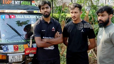 ഓട്ടോയില് ഓള് ഇന്ത്യ ട്രിപ്പ്; മലപ്പുറത്തു നിന്ന് യാത്ര പുറപ്പെട്ട് മൂന്ന് കൂട്ടുകാര്