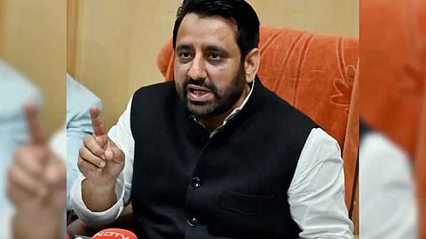 വഖഫ് കള്ളപ്പണം വെളുപ്പിക്കൽ കേസ്: എംഎൽഎ അമാനത്തുള്ള ഖാന് ഹൈക്കോടതി നോട്ടീസ്