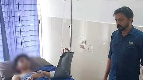 കണ്ണൂരില് പ്ലസ്വൺ വിദ്യാര്ഥിയുടെ കൈ ചവിട്ടി ഒടിച്ച സംഭവം; 5 പ്ലസ്ടു വിദ്യാര്ഥികള്ക്കെതിരെ കേസ്