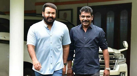 'നമുക്ക് എന്നും സിനിമയുടെ ഒപ്പം നിൽക്കാം'; ആന്റണി പെരുമ്പാവൂരിന് പിന്തുണയുമായി മോഹന്ലാല്